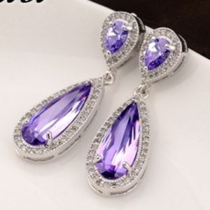 CUBIC ZIRCONIA EARRING